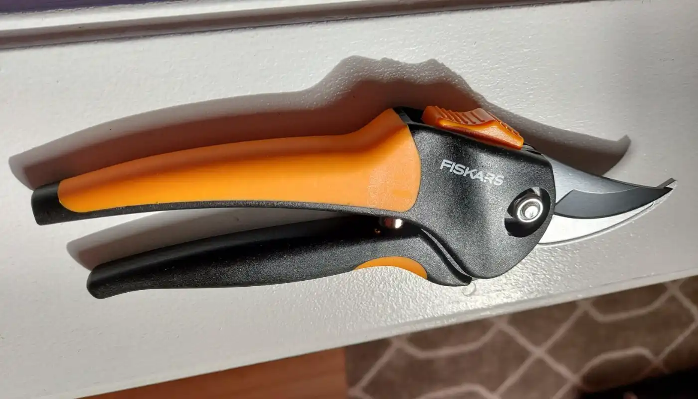 Fiskars PowerGear 2 Pruner